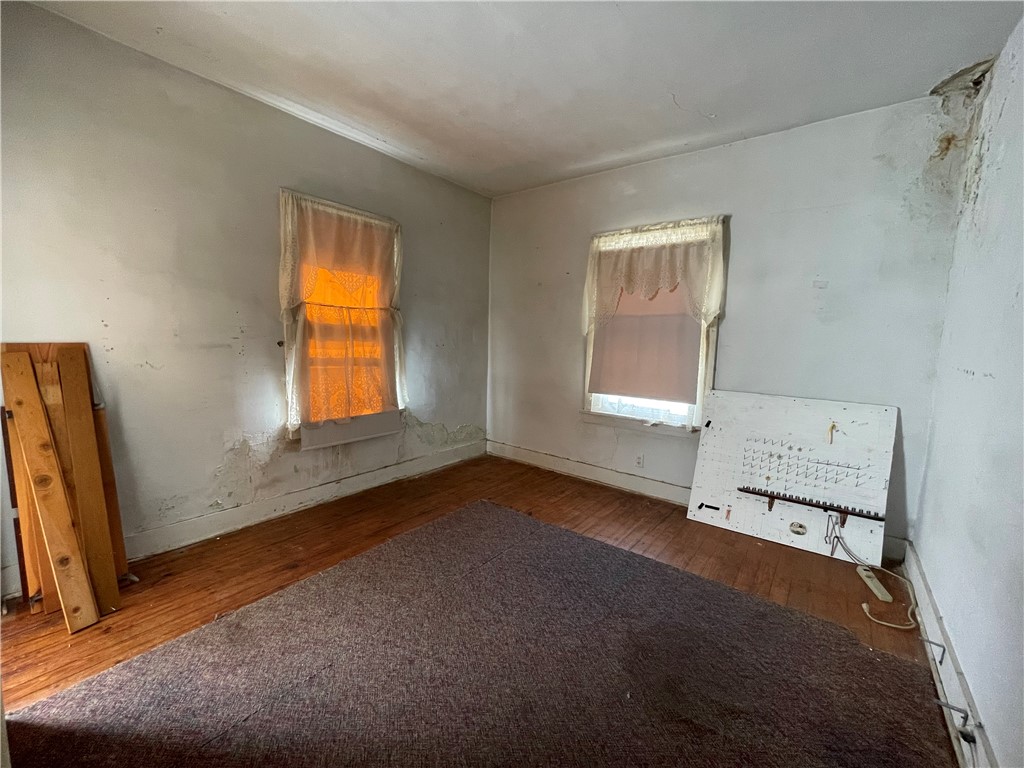 1104 Clement Avenue Property Photo 12