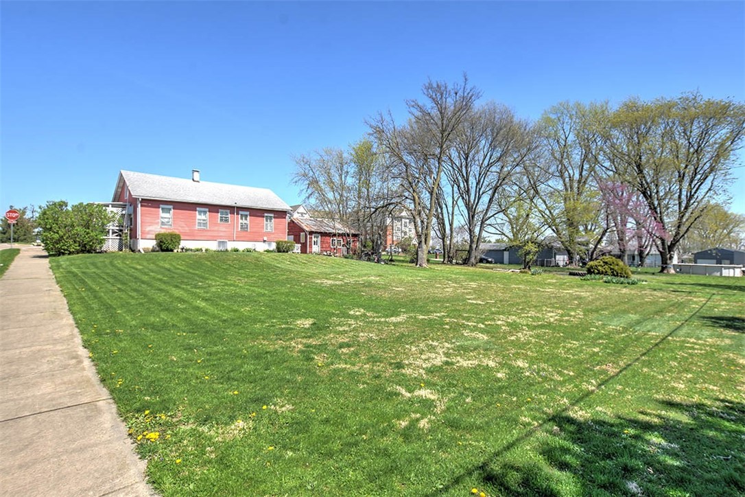 1104 Clement Avenue Property Photo 18