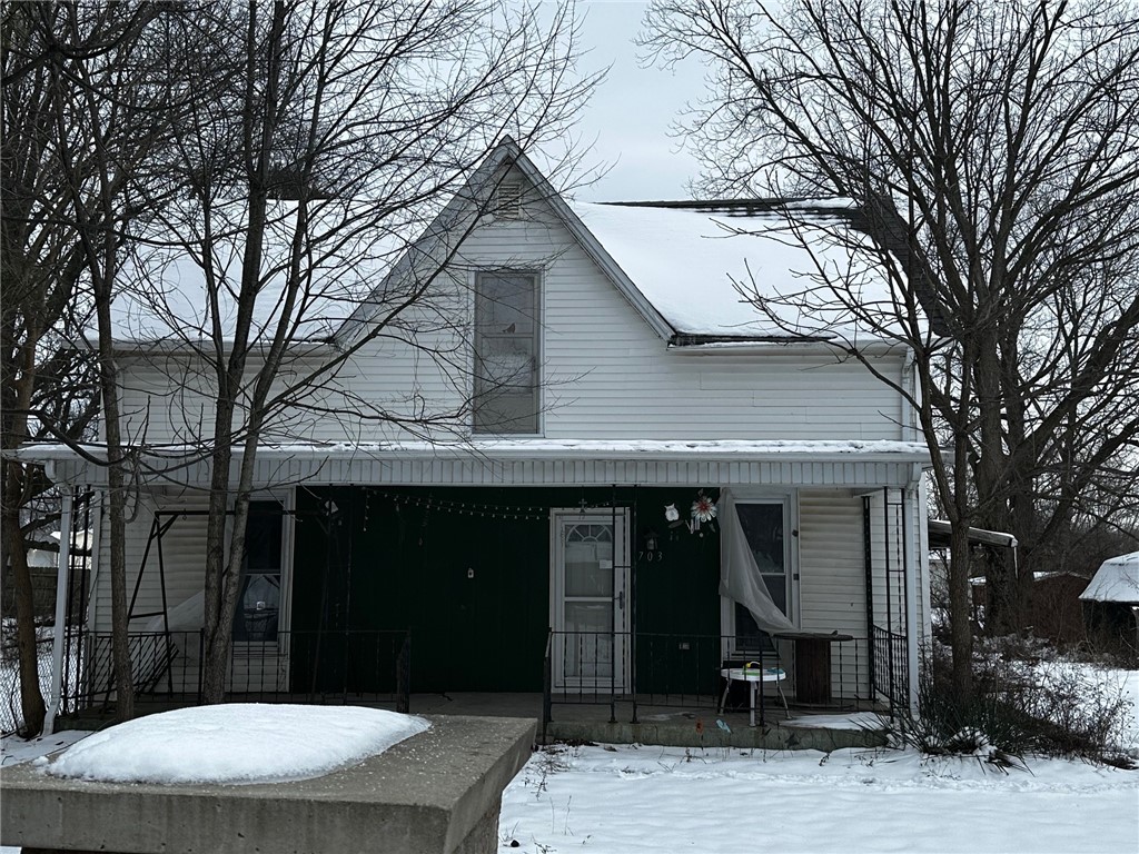 703 S 11th Street Property Photo 1