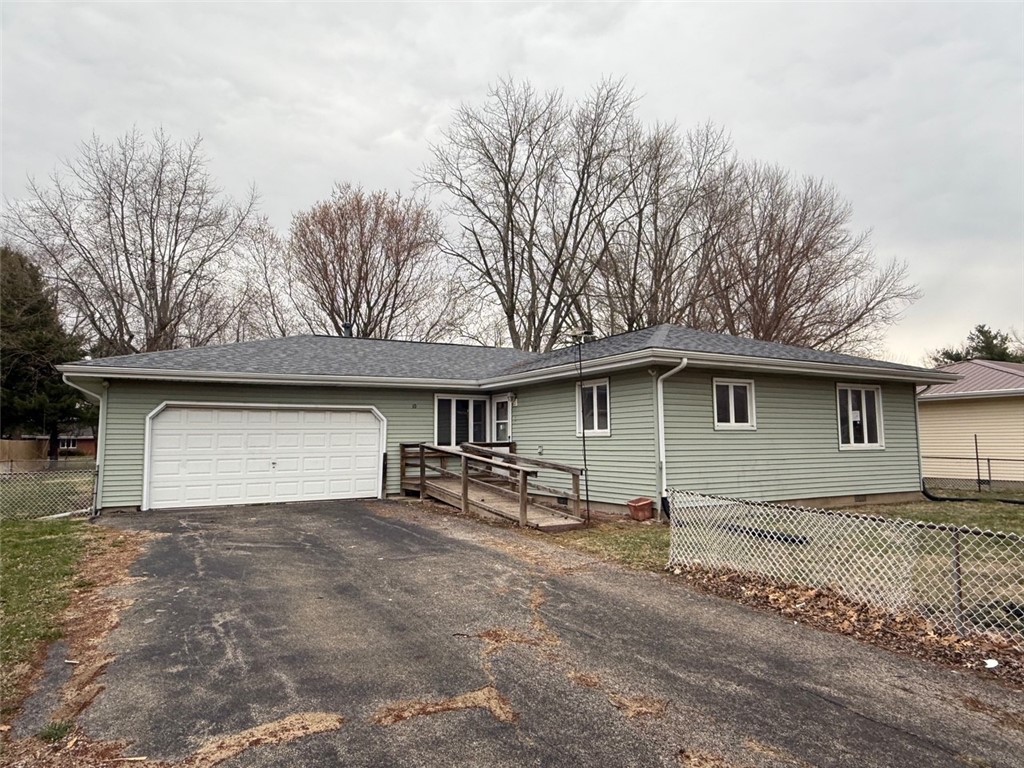 10 E Locust Street Property Photo