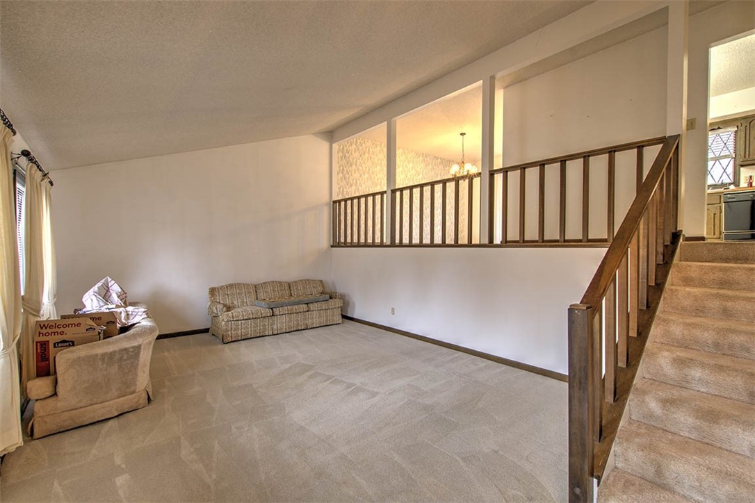 4735 Dogwood Court Property Photo 7