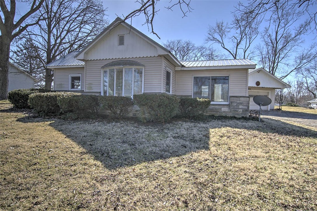 145 W Roberts Drive Property Photo