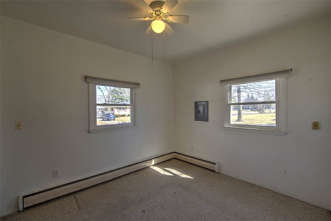 145 W Roberts Drive Property Photo 10