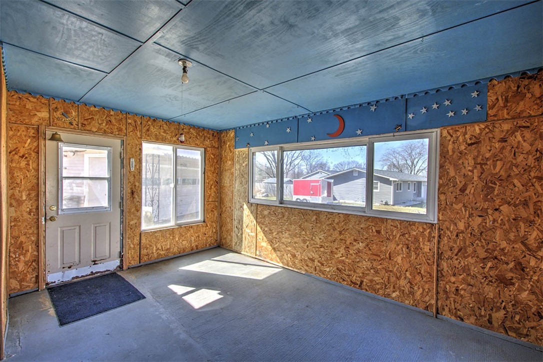 145 W Roberts Drive Property Photo 13