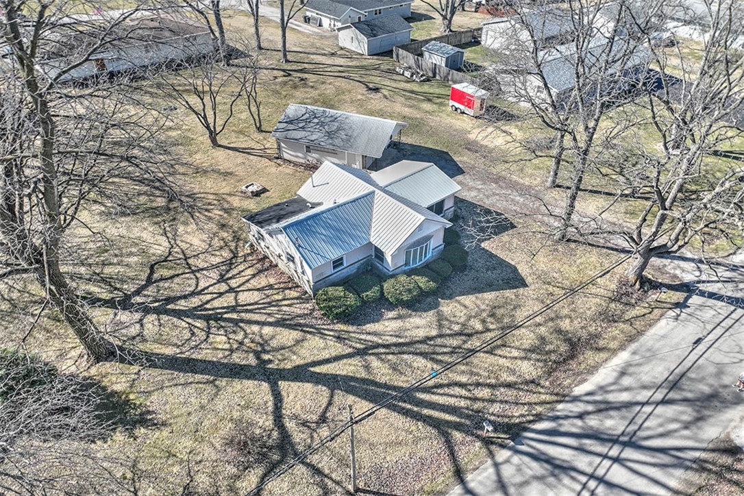 145 W Roberts Drive Property Photo 19
