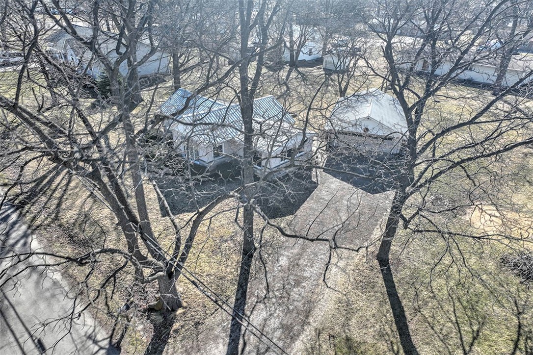 145 W Roberts Drive Property Photo 21