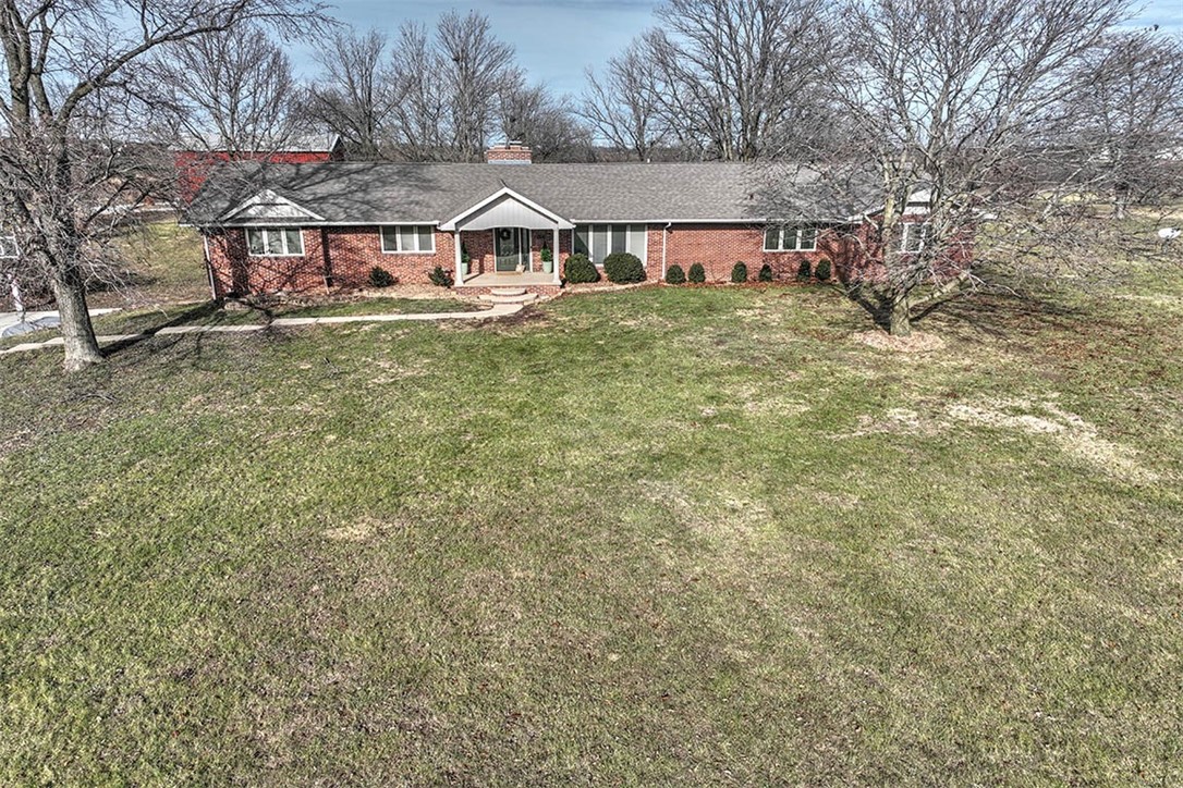 2112 E Elwin Road Property Photo