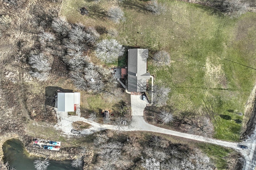 2112 E Elwin Road Property Photo 6
