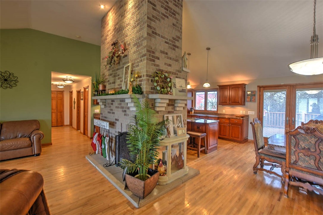 2112 E Elwin Road Property Photo 15