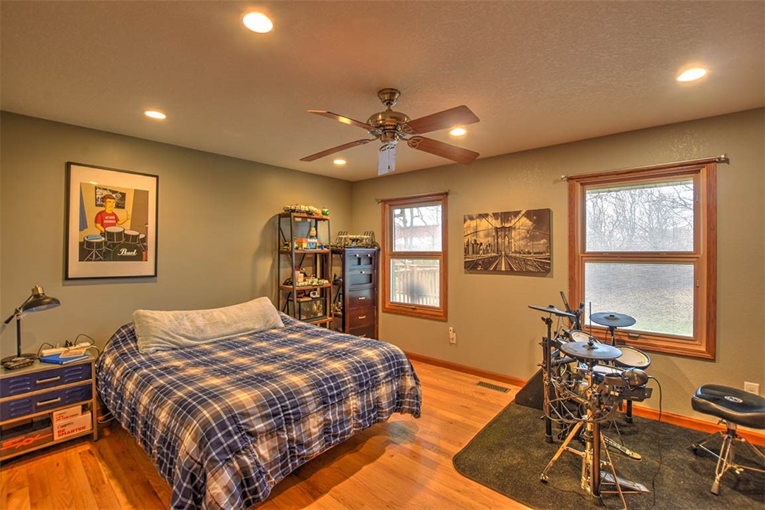2112 E Elwin Road Property Photo 25