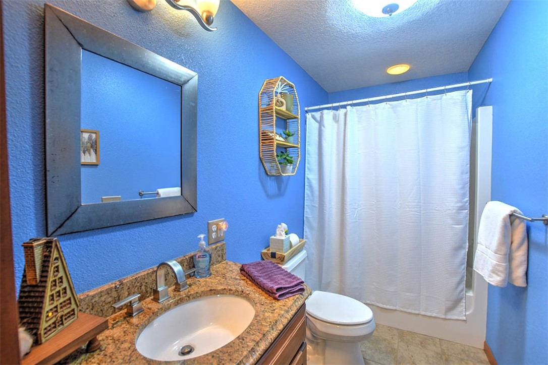 2112 E Elwin Road Property Photo 31