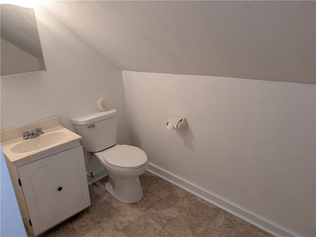 504 W King Street Property Photo 12