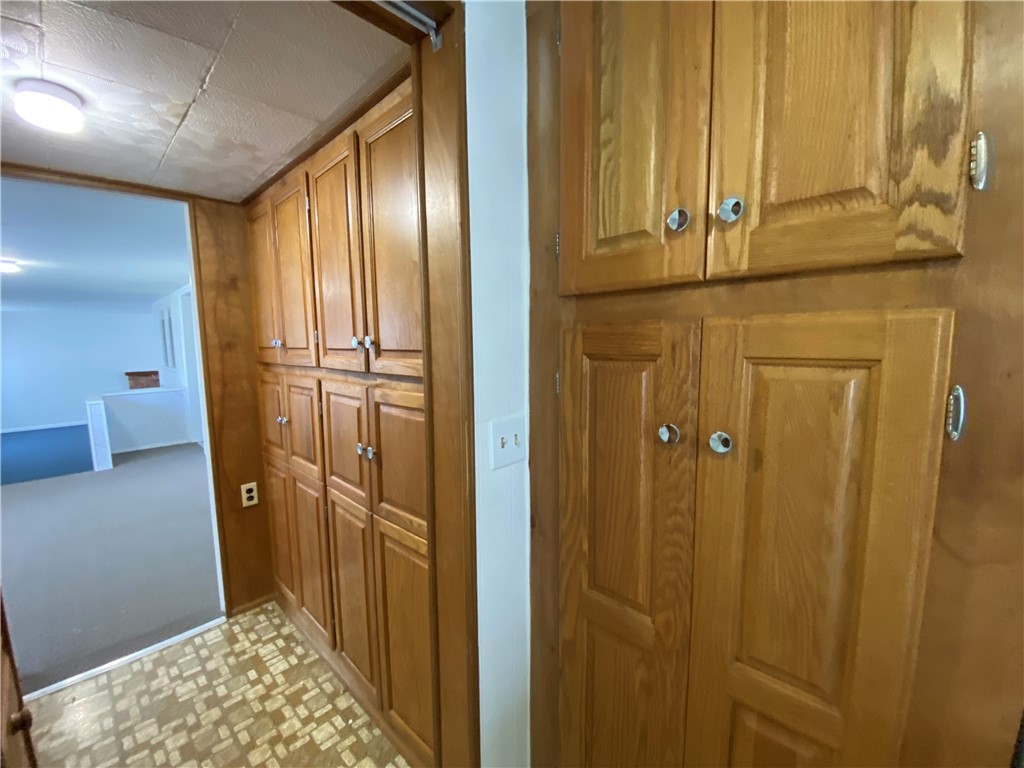224 E 9th Street Property Photo 23