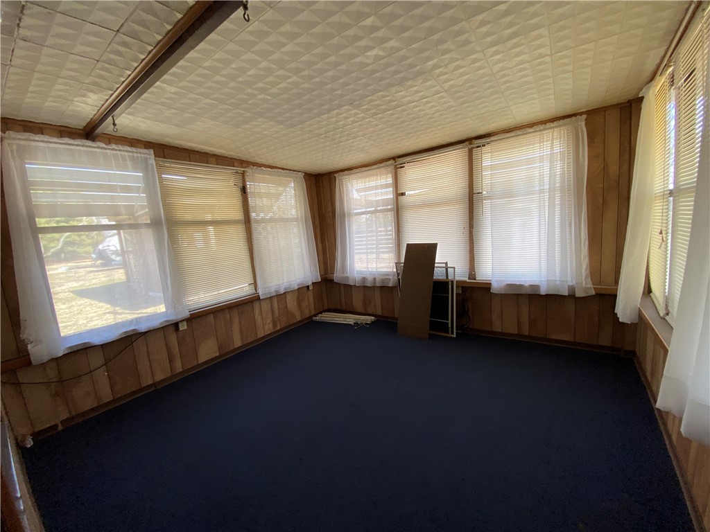 224 E 9th Street Property Photo 35
