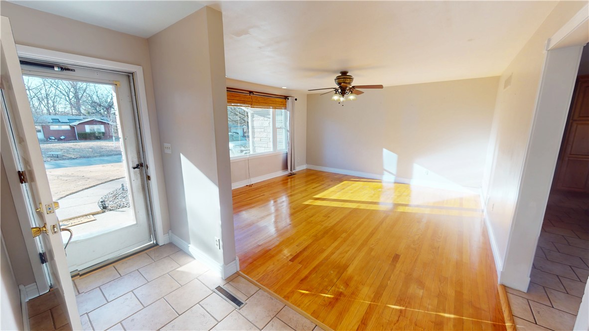 1423 Woodridge Drive Property Photo 15