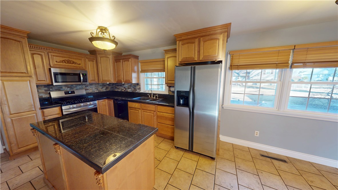 1423 Woodridge Drive Property Photo 24