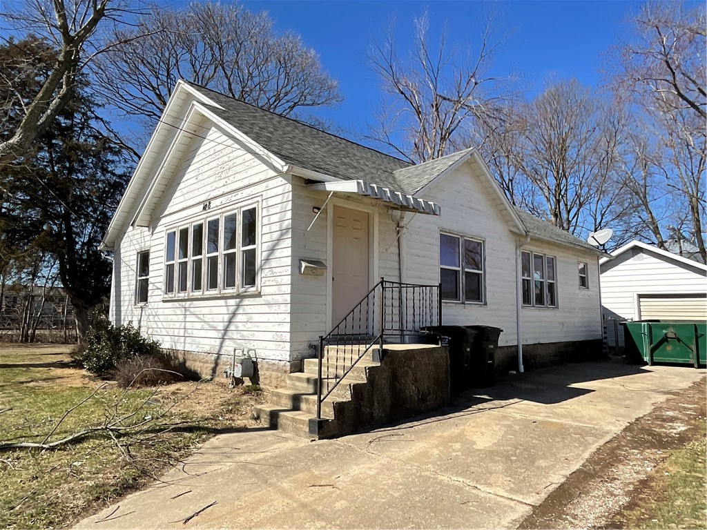 108 W Virginia Avenue Property Photo