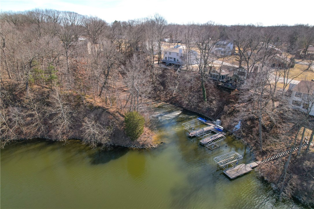 1203 Lakeridge Court Property Photo 10