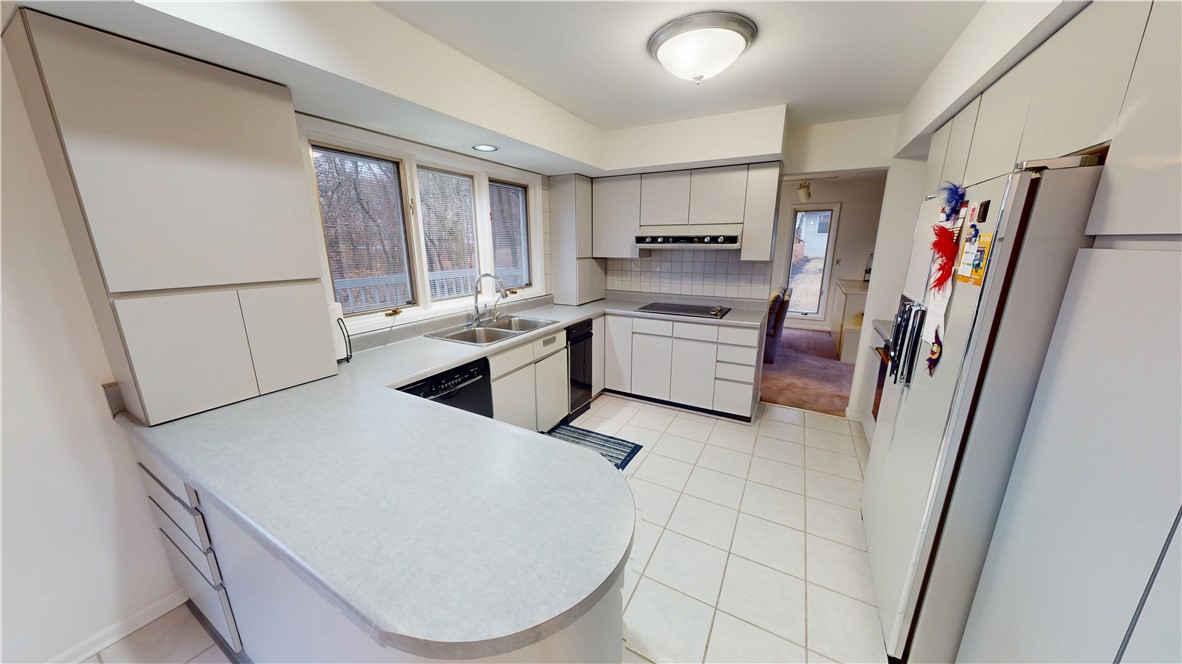 1203 Lakeridge Court Property Photo 16