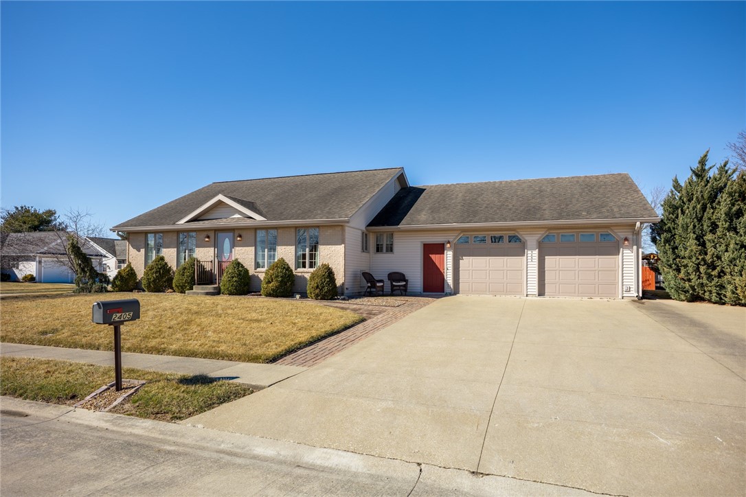 2405 Cumberland Court Property Photo 2