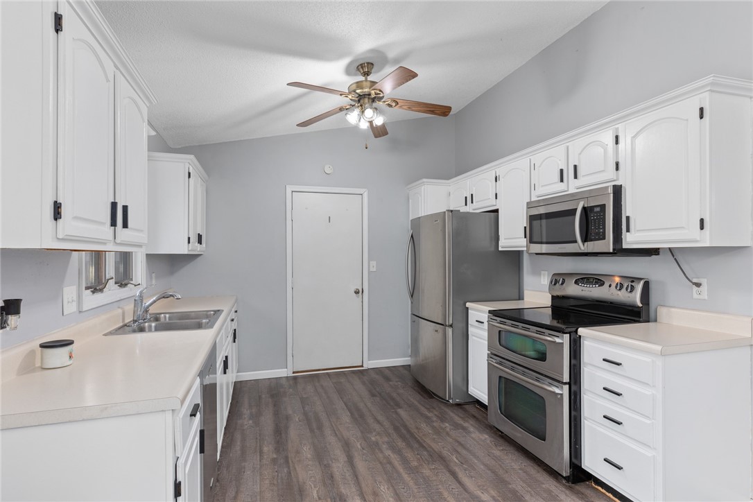 9810 Loy Chapel Road Property Photo 11
