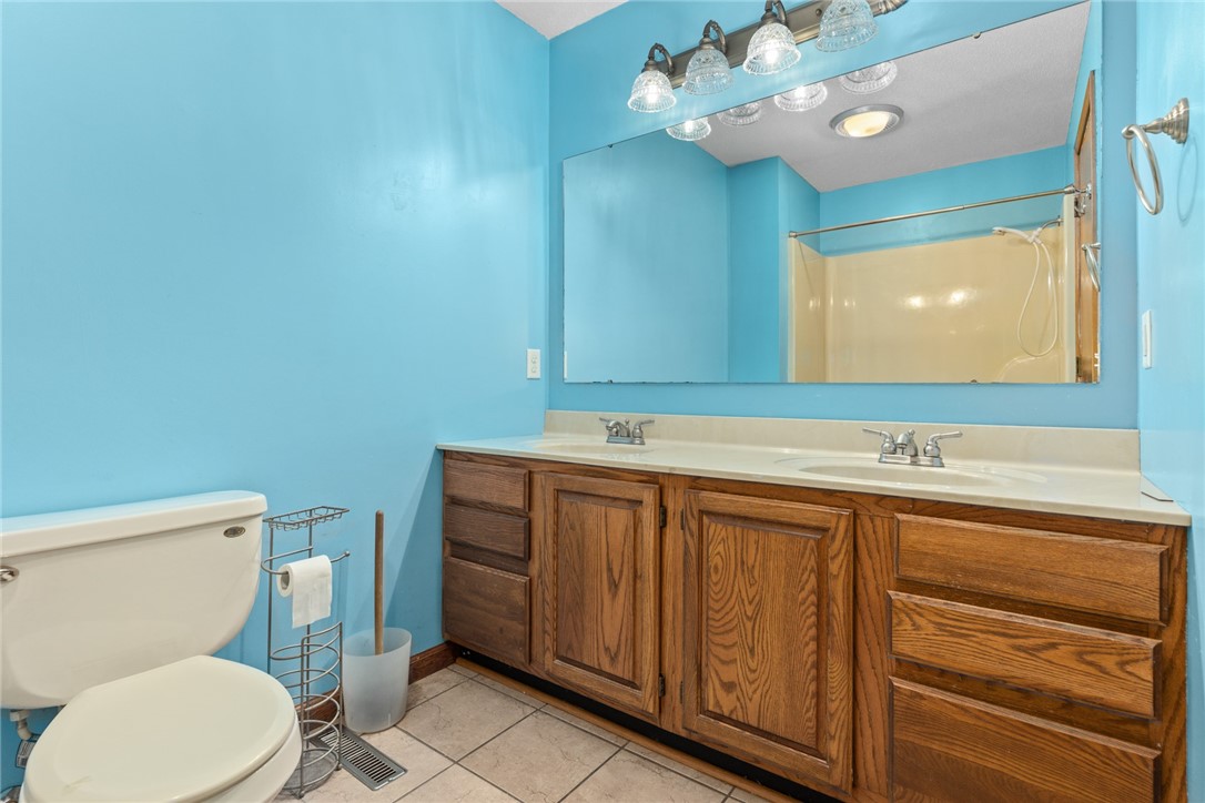 9810 Loy Chapel Road Property Photo 15