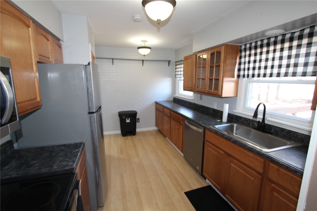 31 Apple Drive Property Photo 5