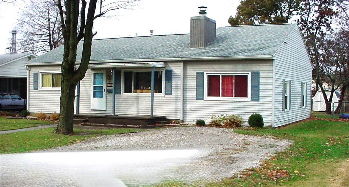 700 E Gordon Avenue Property Photo