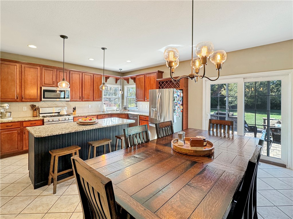 23 Stonegate Drive Property Photo 12