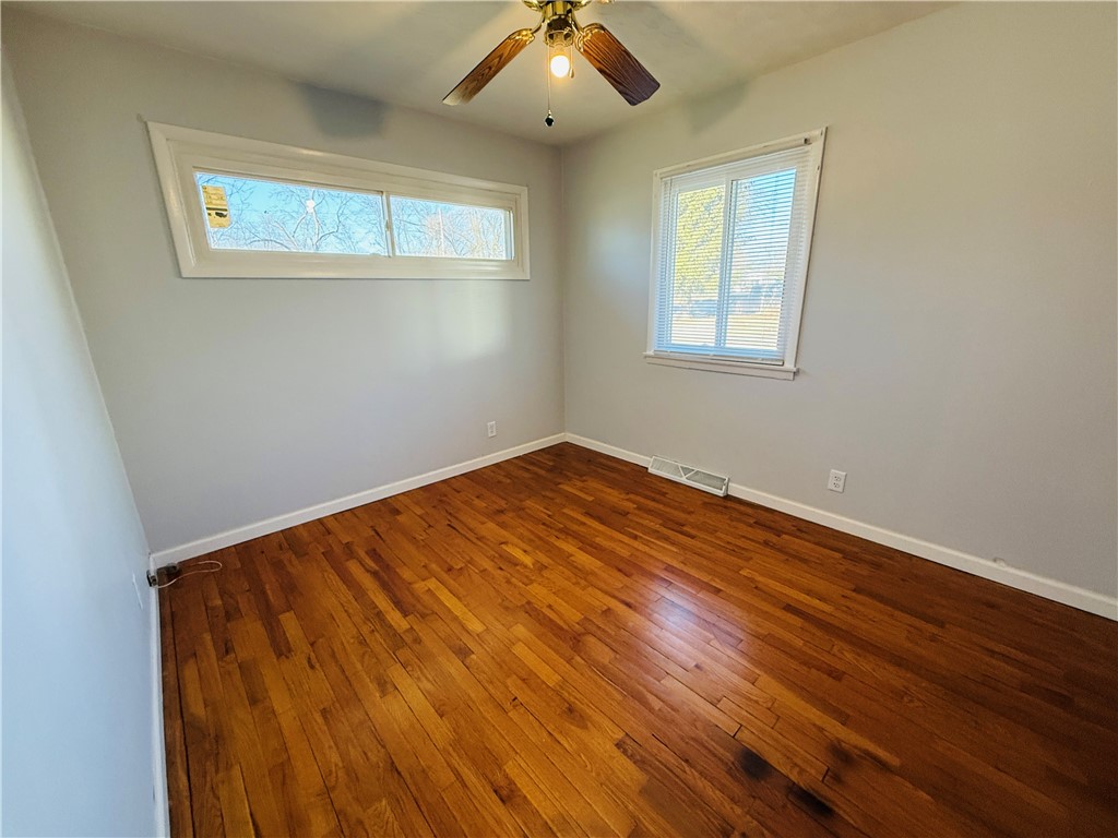 1740 N Dennis Avenue Property Photo 14