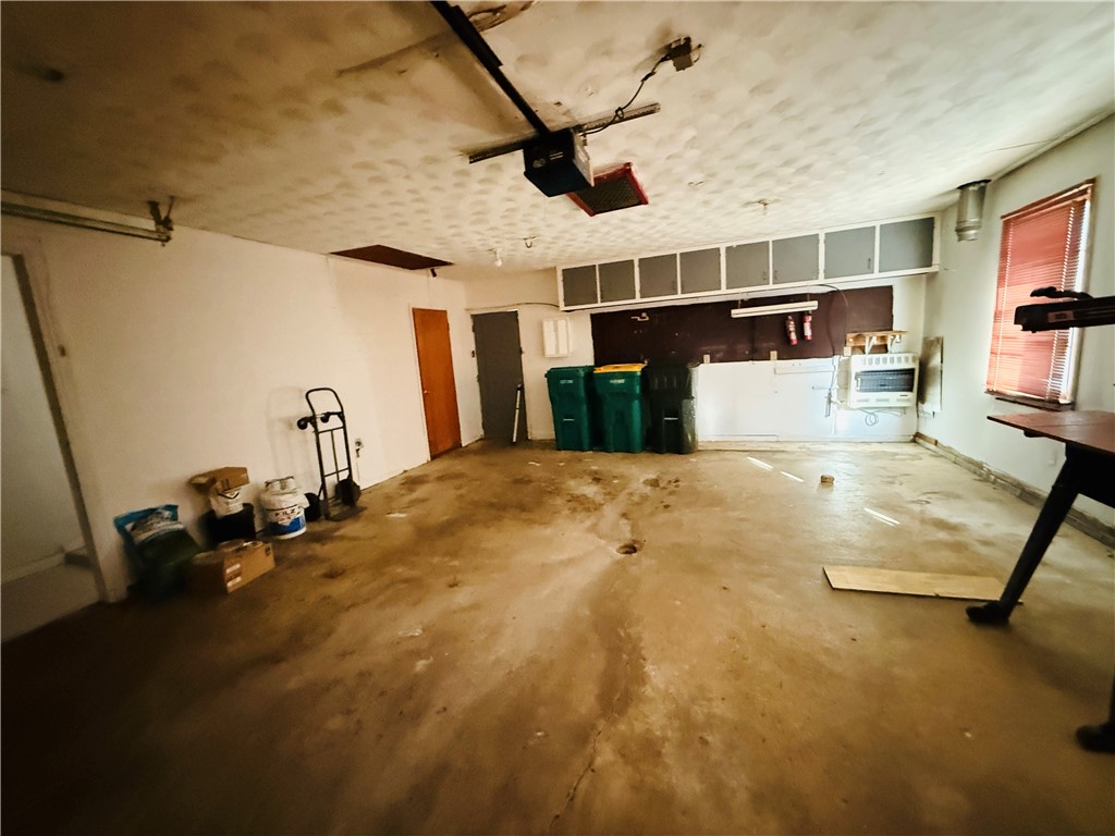 1740 N Dennis Avenue Property Photo 21