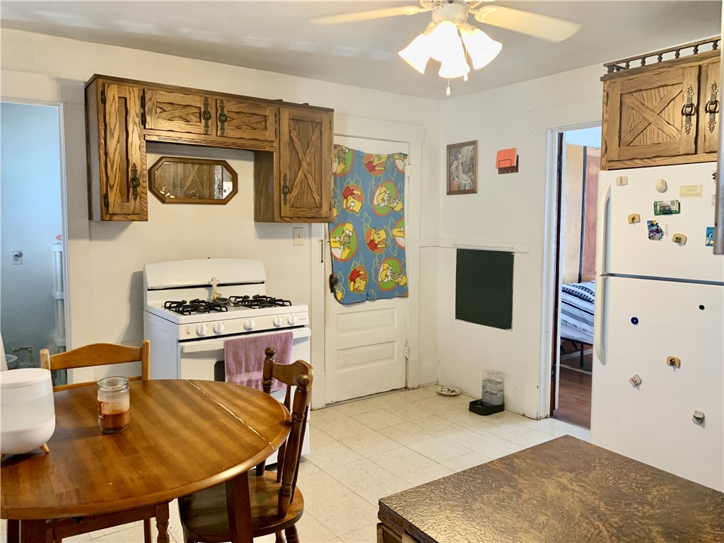 2078 N Charles Street Property Photo 7
