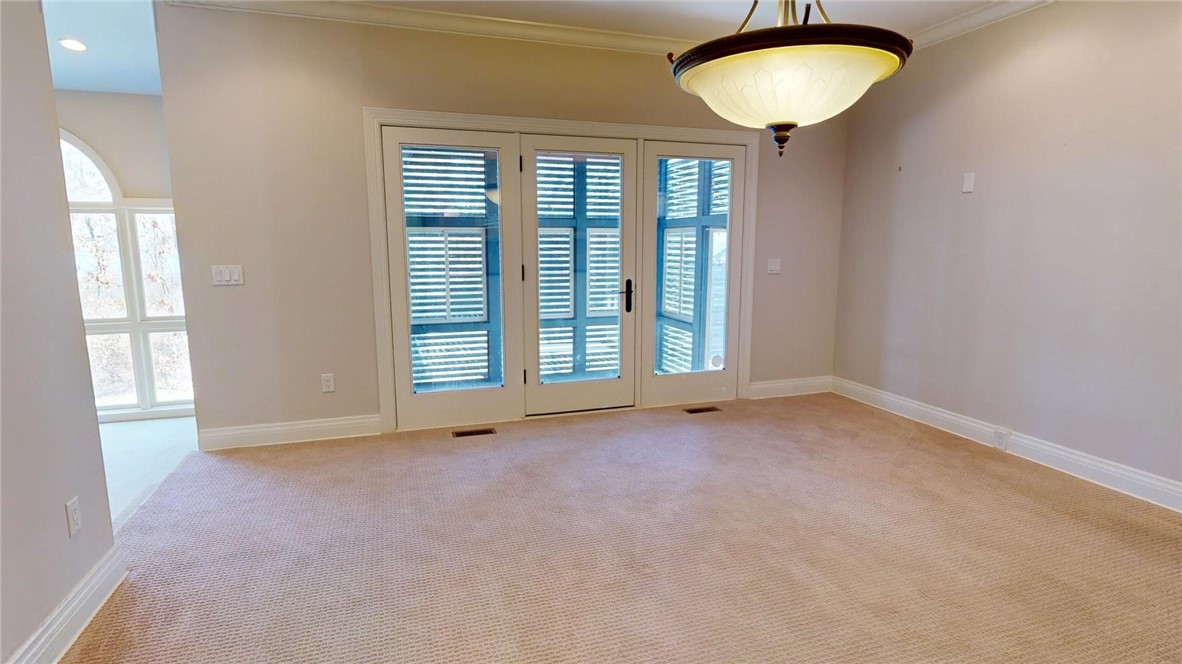 35 Lake Point Court Property Photo 9