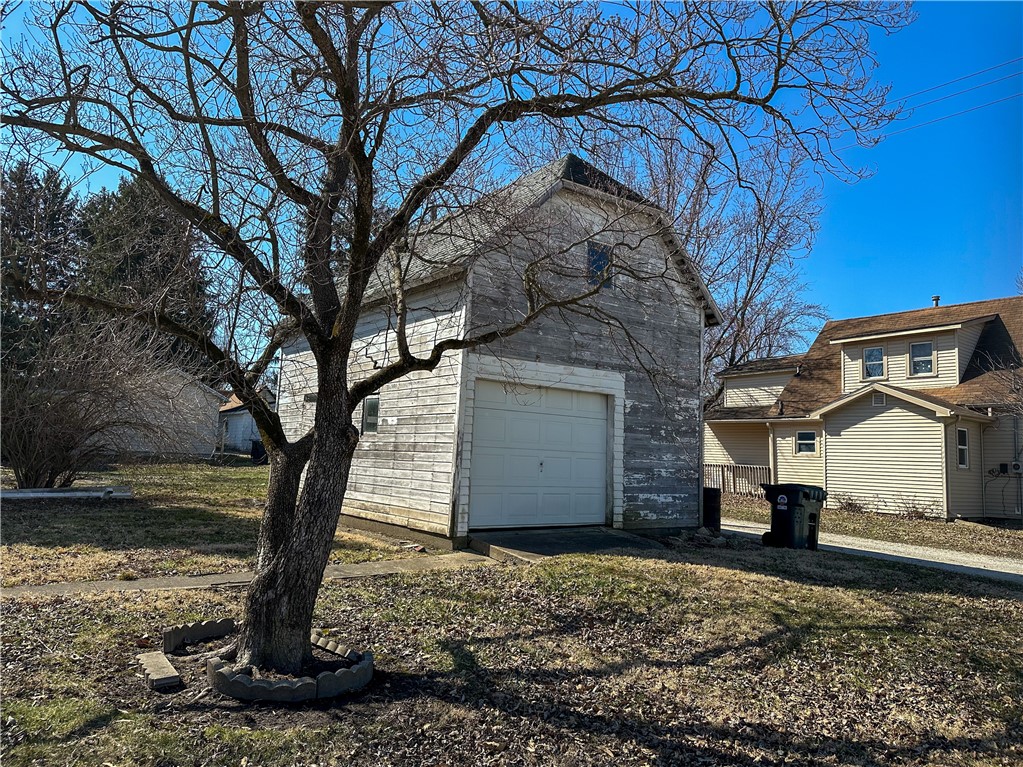 711 Vance Street Property Photo 19