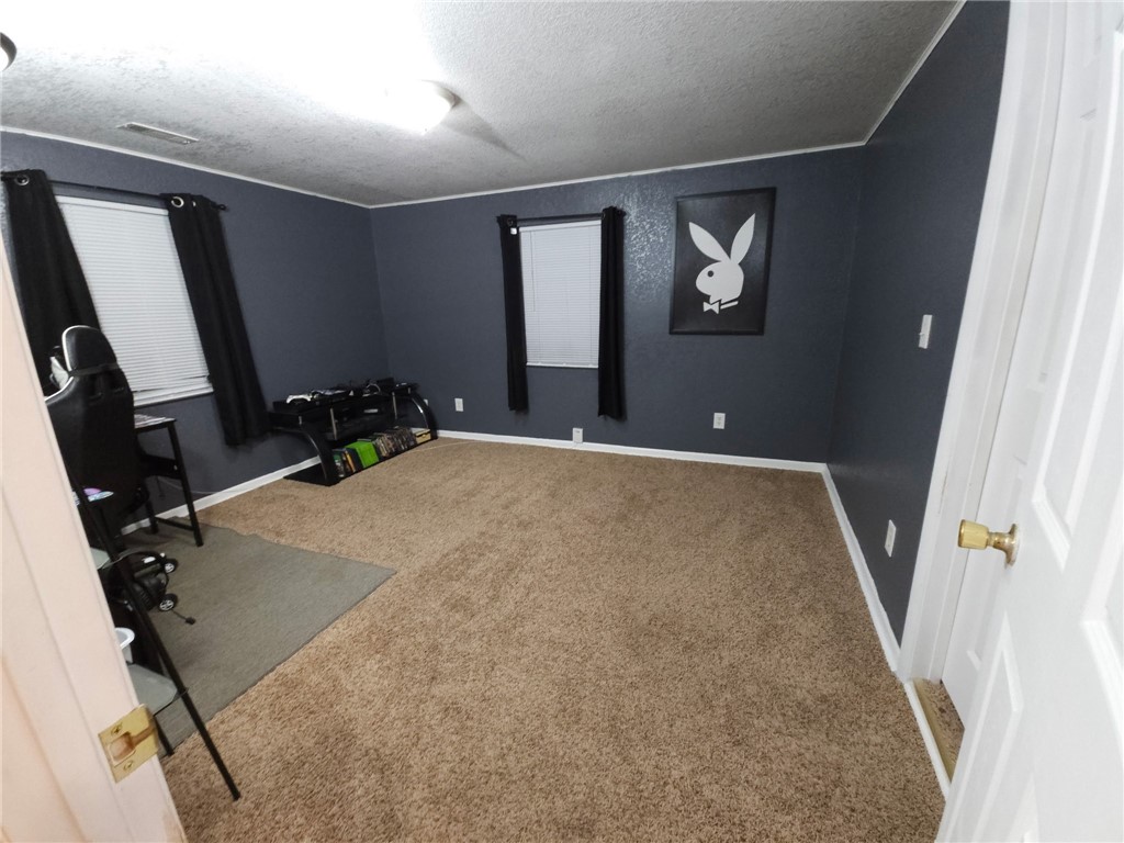 301 N Madison Street Property Photo 6