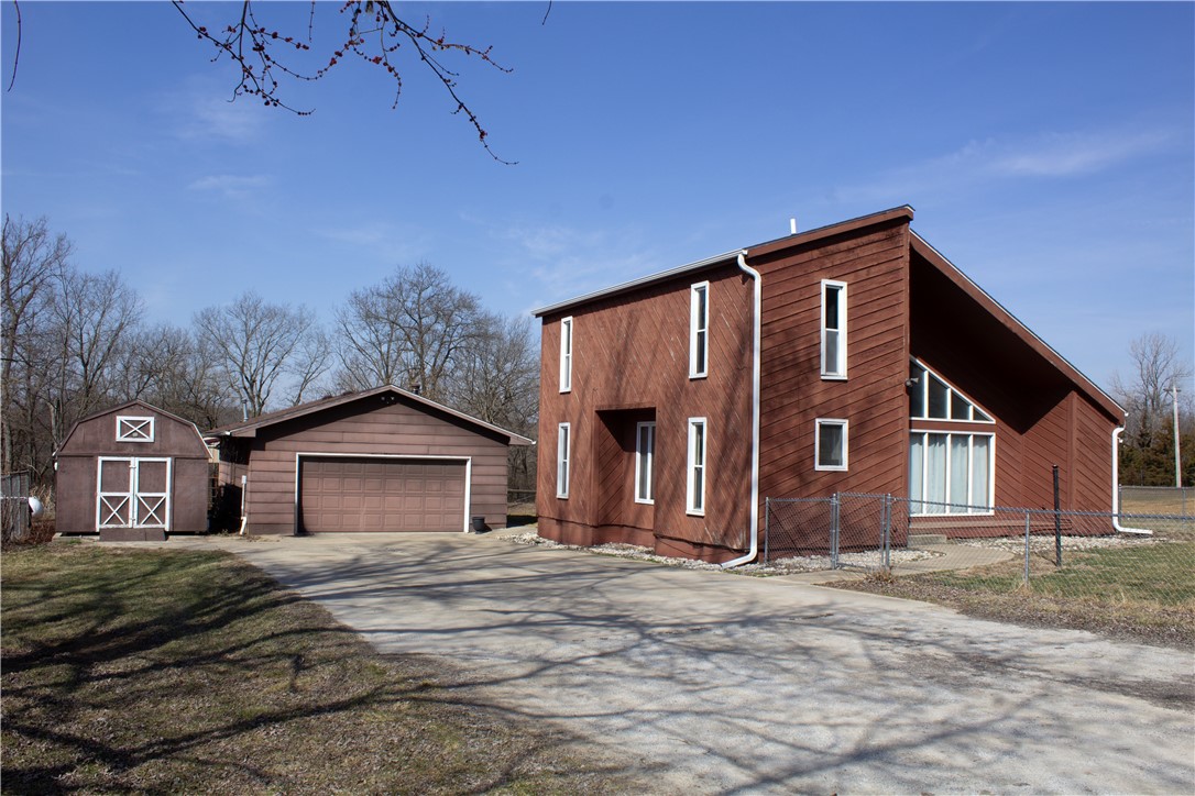 10093 Cabin Road Property Photo 2
