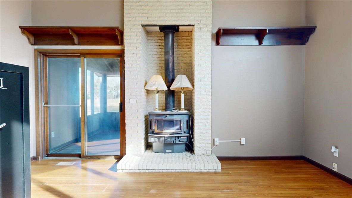 10093 Cabin Road Property Photo 8