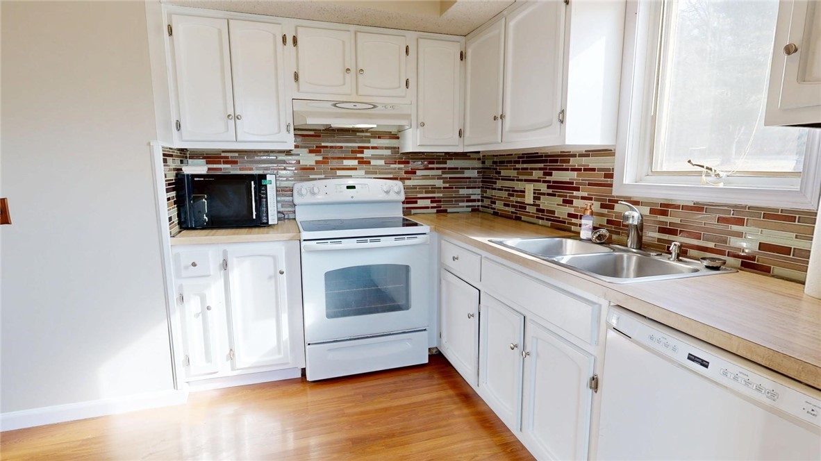 10093 Cabin Road Property Photo 12