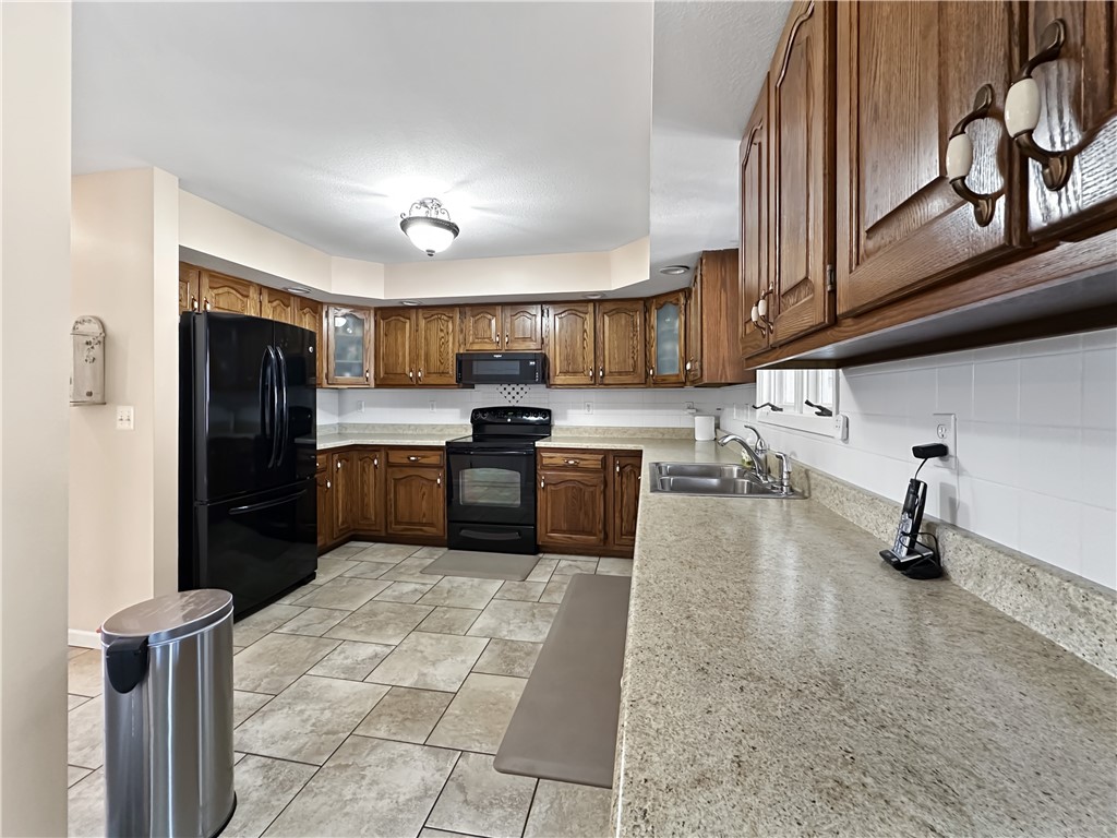 32 S Country Club Road Property Photo 12