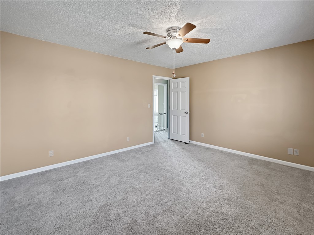 32 S Country Club Road Property Photo 23