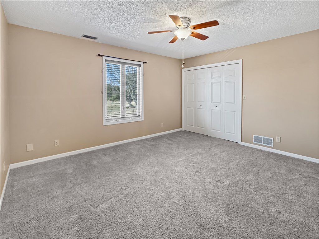 32 S Country Club Road Property Photo 24