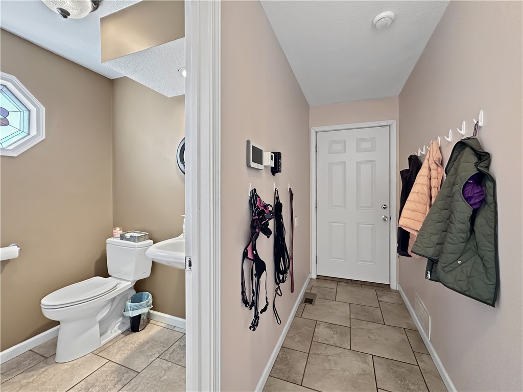 32 S Country Club Road Property Photo 30