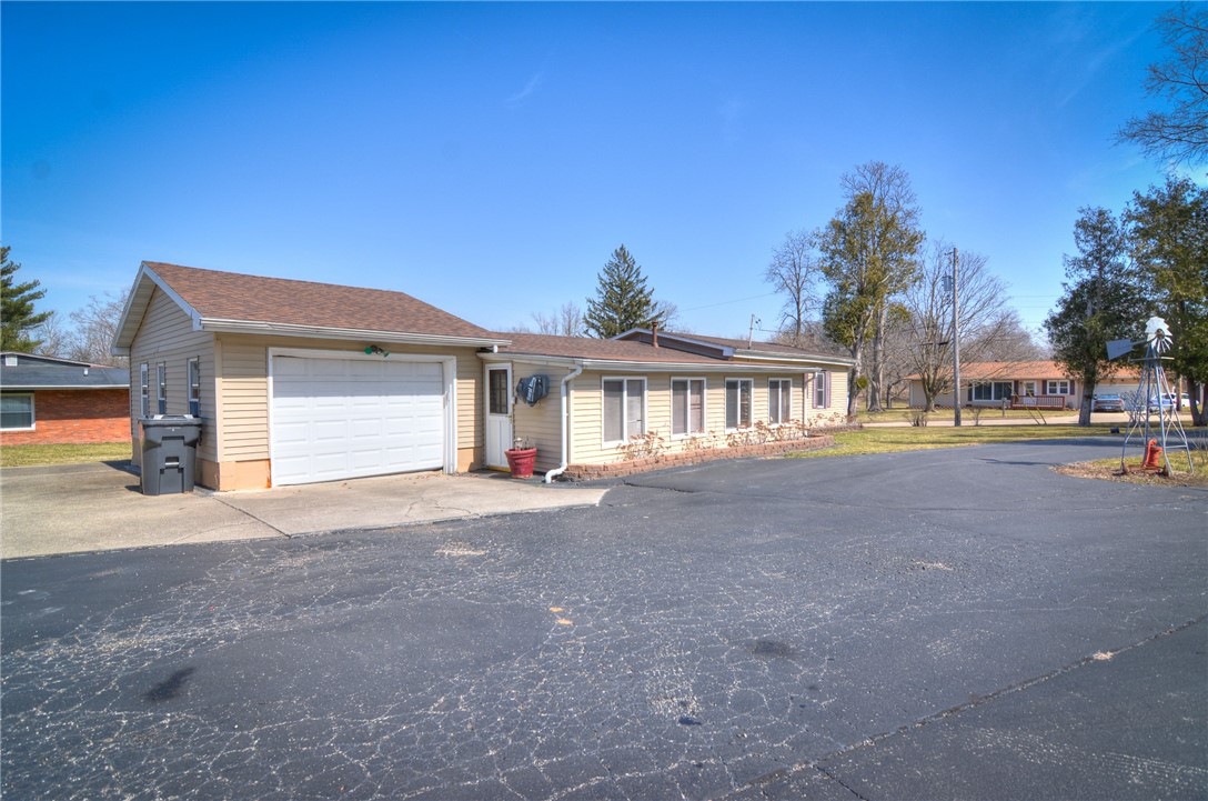 615 Woodland Drive Property Photo 3