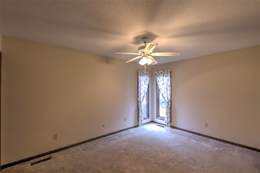645 Crestline Drive Property Photo 16