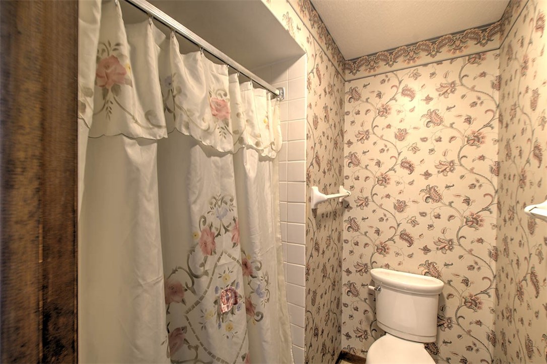 645 Crestline Drive Property Photo 19