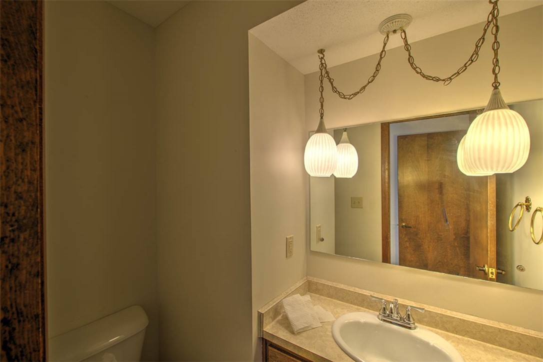 645 Crestline Drive Property Photo 21