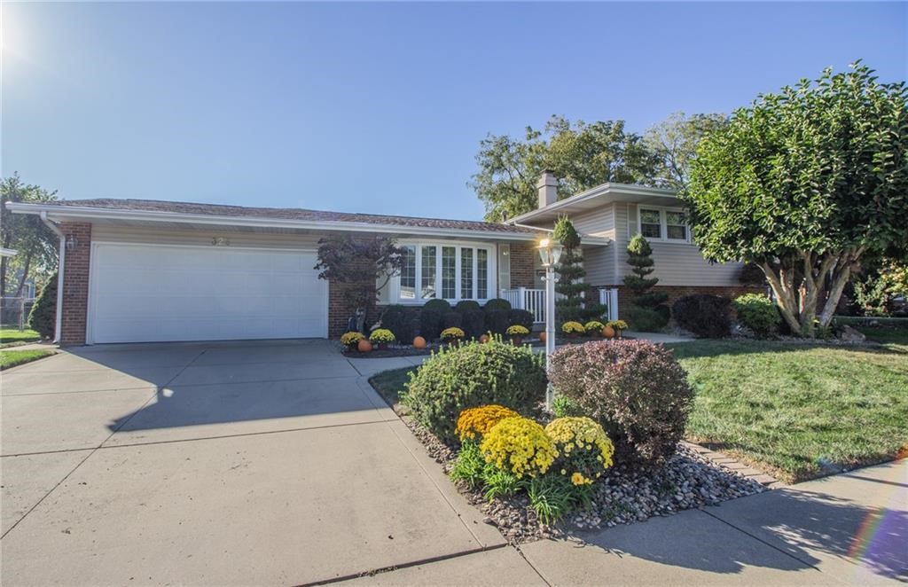 325 Linden Lane Property Photo