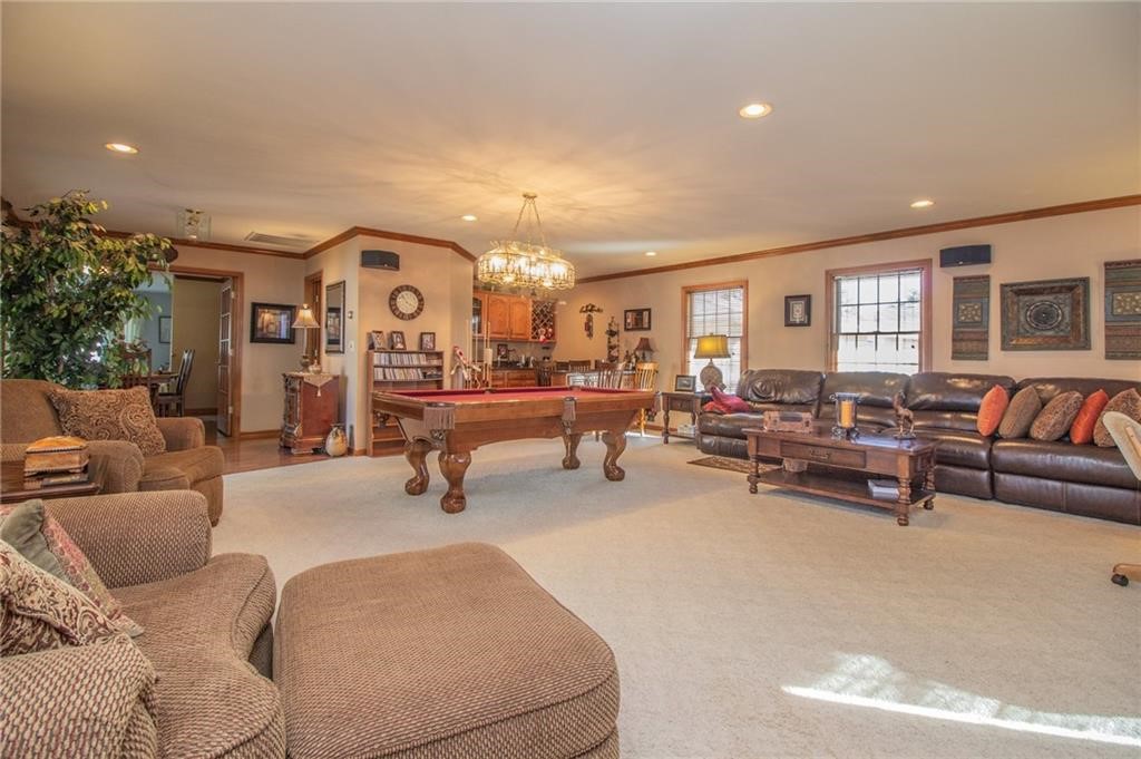 325 Linden Lane Property Photo 7