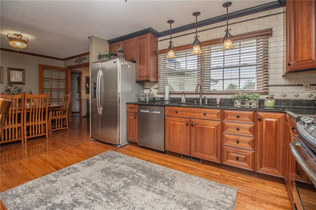 325 Linden Lane Property Photo 12