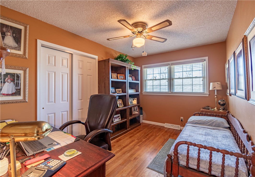 75 Ridgedale Drive Property Photo 13